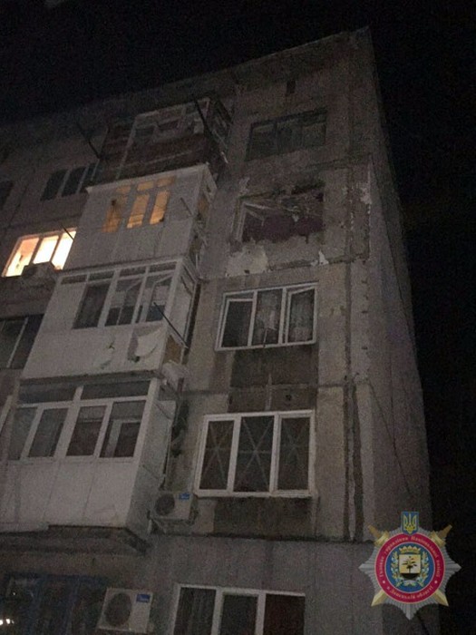 обстріли в Авдіївці фото