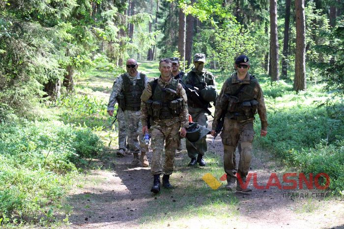 Від ультраса до морпіха – як вінничани потрапили у елітний підрозділ Збройних сил