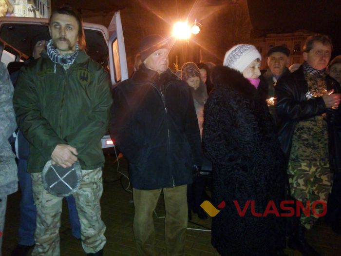 панахида за Небесною Сотнею у Вінниці фото