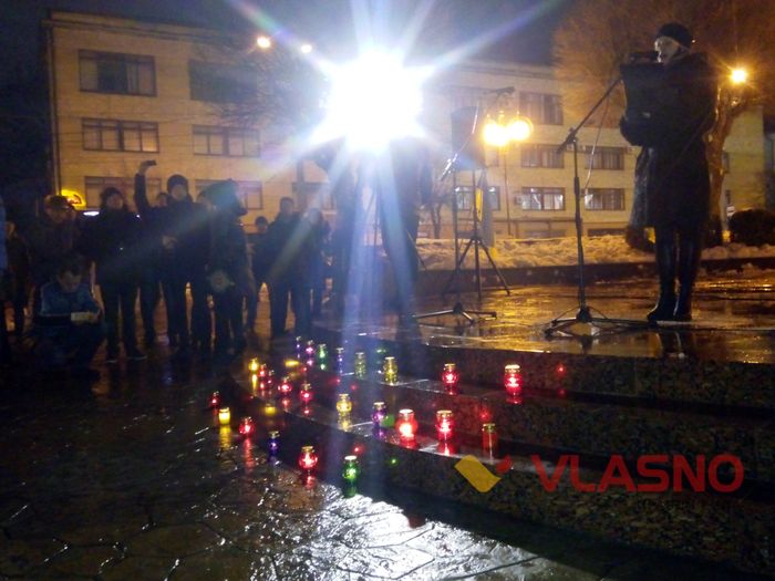 панахида за Небесною Сотнею у Вінниці фото