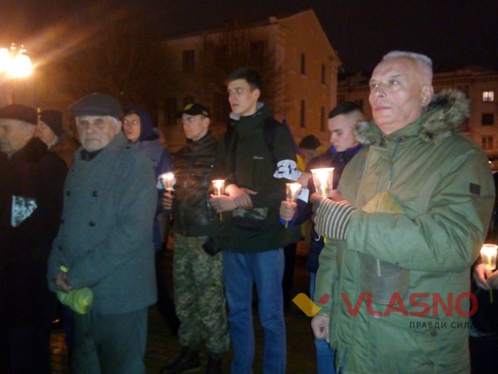 панахида за Небесною Сотнею у Вінниці фото