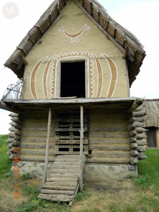 музей трипільської культури у селі Легедзине фото