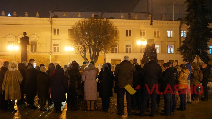 у Вінниці вшанували загиблих під Авдіївкою фото