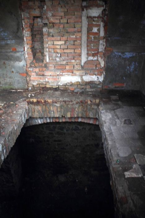 піраміда у селі Березова Рудка фото