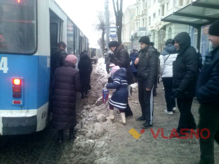 сніг на вінницьких дорогах фото