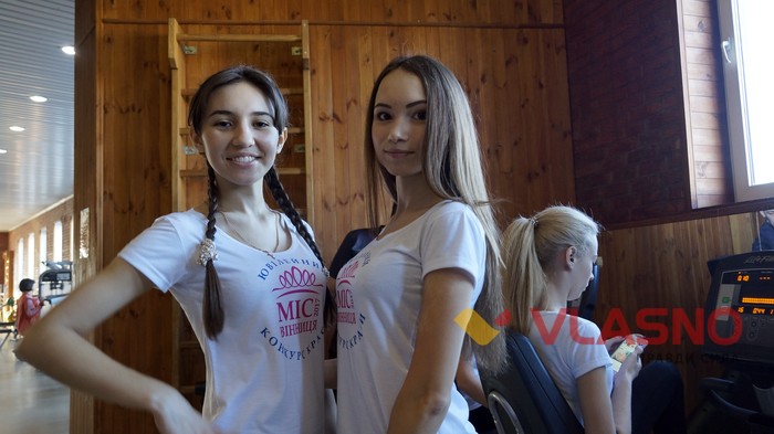 Карина Гончарук та Анна Гришина фото