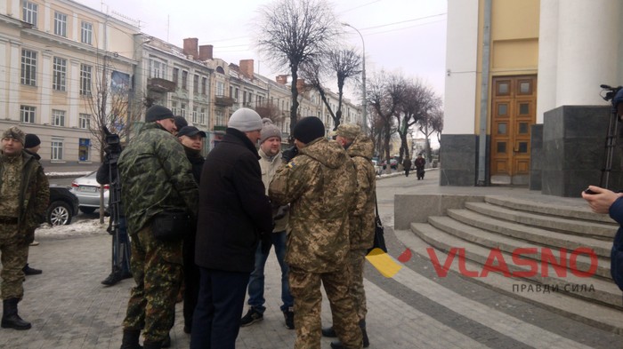 протест під Вінницькою ОДА фото