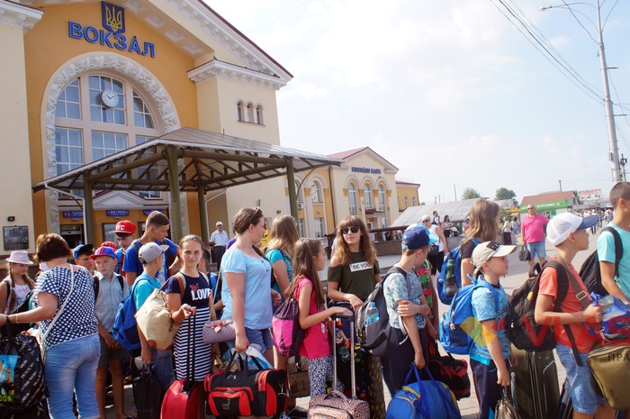 діти з Волновахи у Вінниці фото