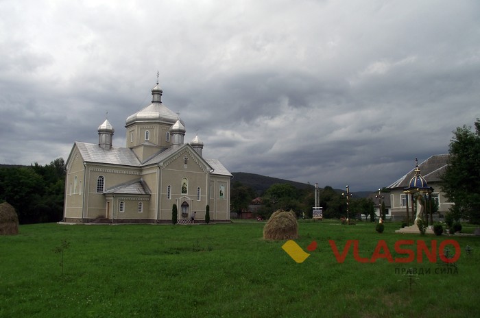 Нова Яблунівська церква фото