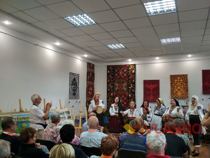 презентація етномайстерні "Коло" для гостей з Франції фото