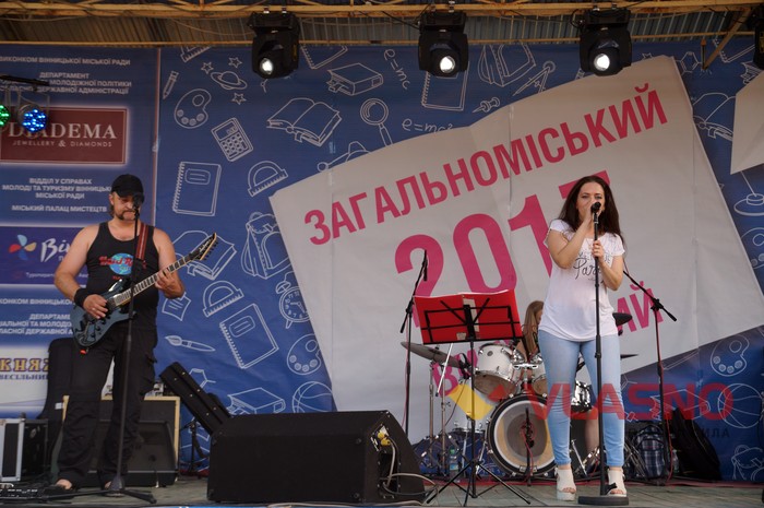 випускний бал у Вінниці фото