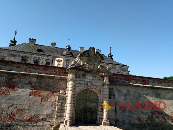Підгорецький замок фото