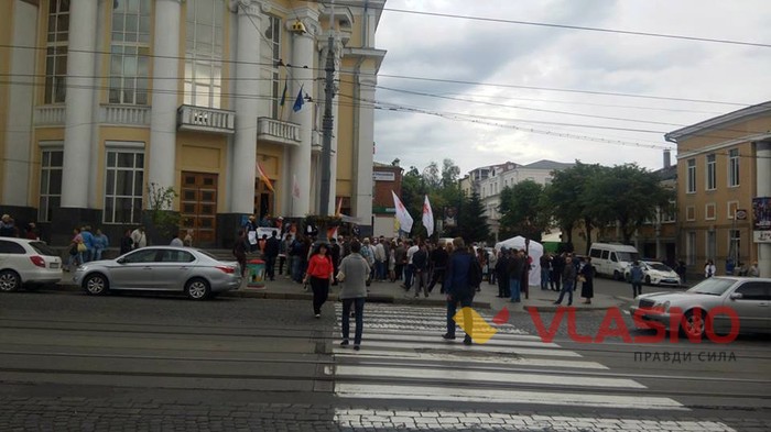 протест проти ринку землі під Вінницькою ОДА фото