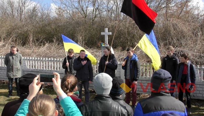 вшанування бійців УНР в Літині фото
