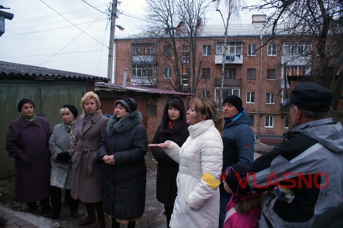 збори мешканців будинку на Монастирській у Вінниці фото