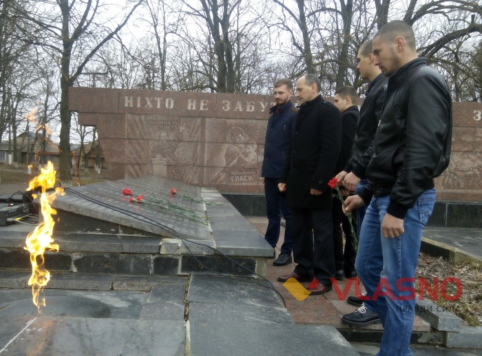 патріотичний марафон фото