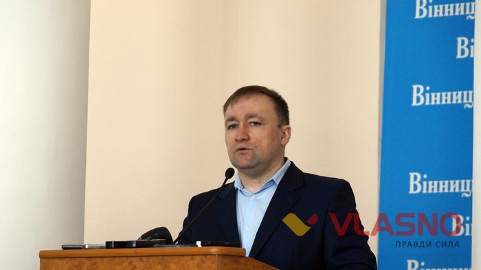 Олег Левченко