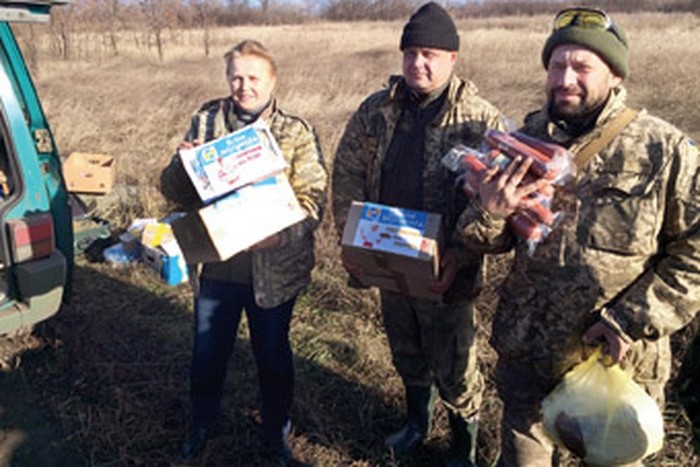 допомога вінницьких "мольфарок" в АТО фото