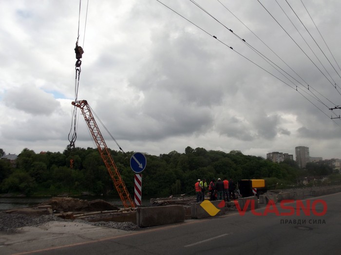 реконструкція Київського мосту фото