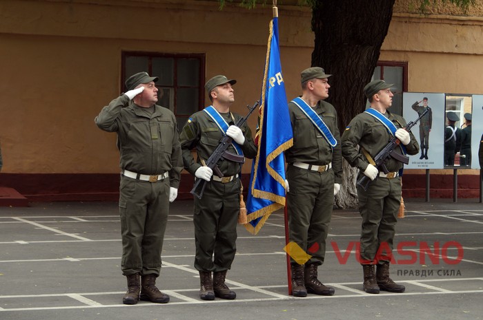меморіал загиблим нацгвардійцям у Вінниці фото