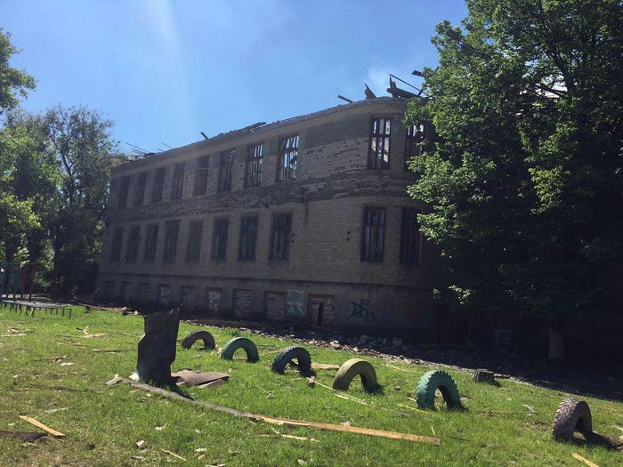 обстріли Красногорівки фото