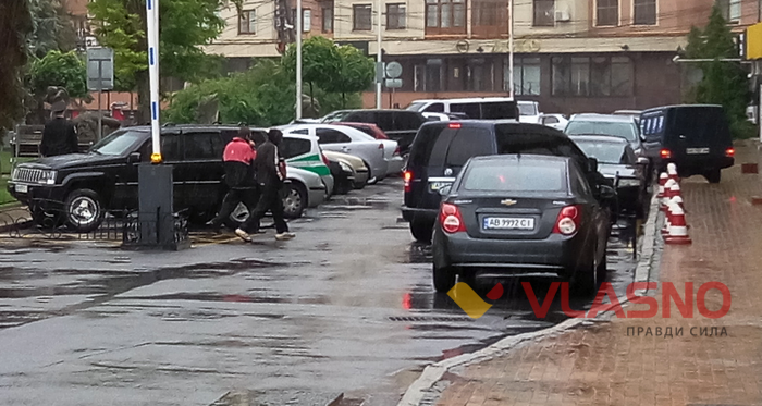 автомобілі посадовців Вінницької міської ради фото
