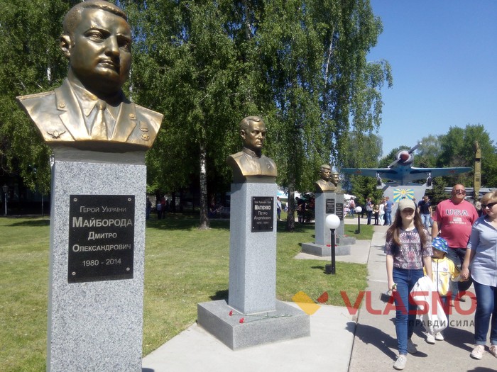 день відкритих дверей в музеї авіації у Вінниці фото