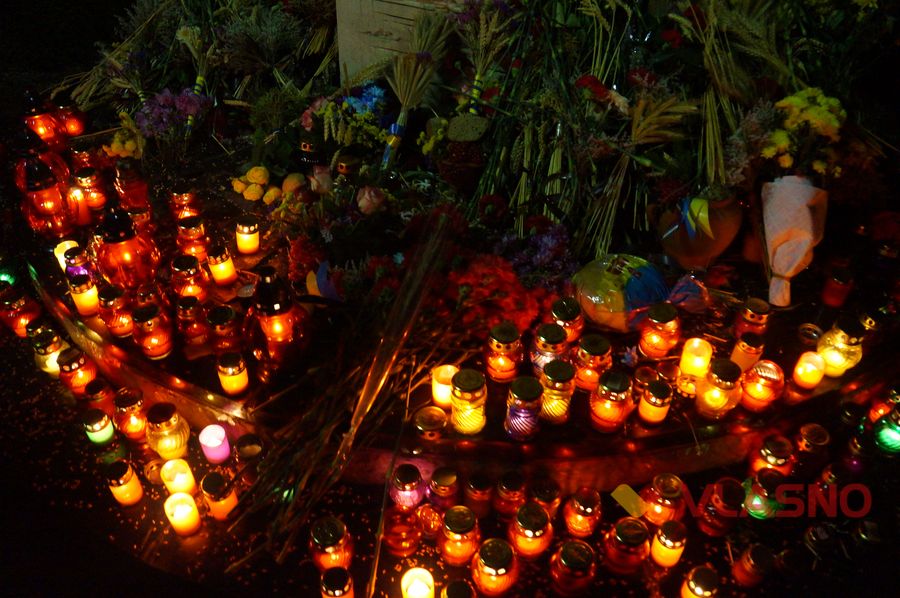 хода до вшанування Голодомору у Вінниці фото