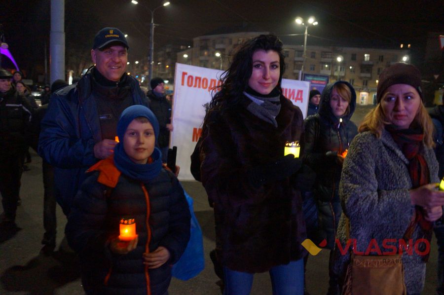 хода до вшанування Голодомору у Вінниці фото