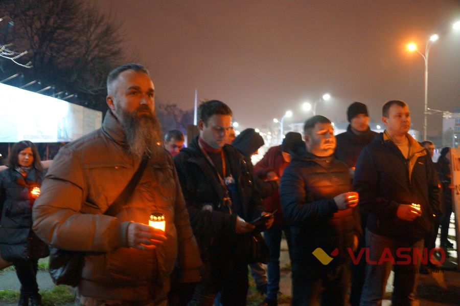 хода до вшанування Голодомору у Вінниці фото