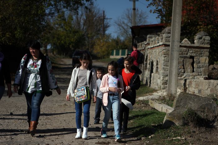 Квест по заповіднику привів вінницьких школярів до древнього козацького хреста 