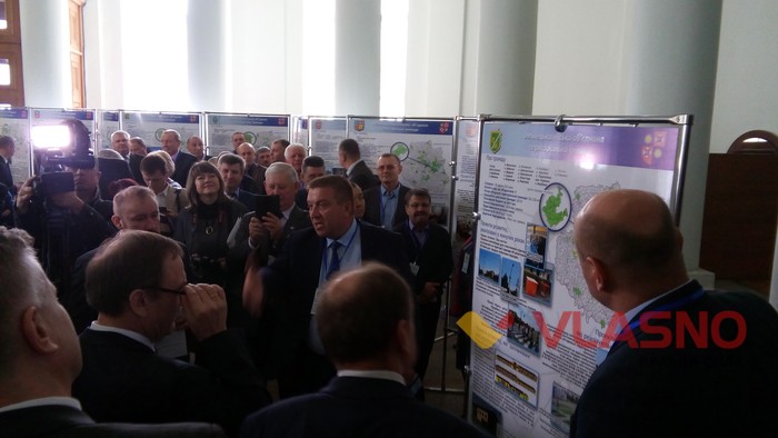 форум з децентралізації у Вінниці фото