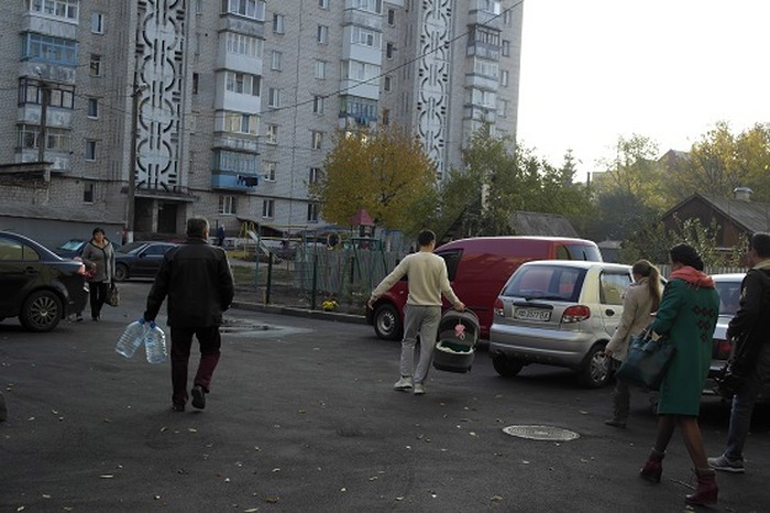 ремонт на вулиці Учительській у Вінниці фото