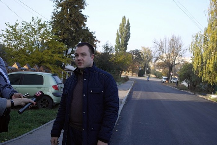 ремонт на вулиці Учительській у Вінниці фото