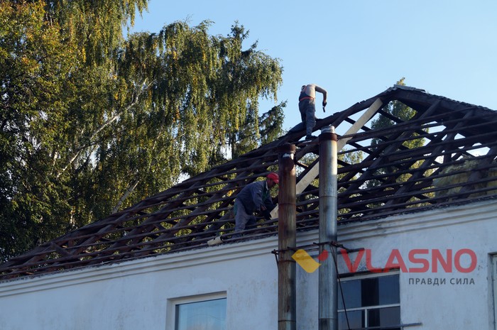 школа у Медведівці фото