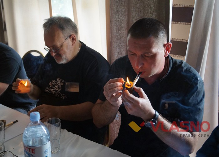 чемпіонат з куріння люльки у Вінниці фото