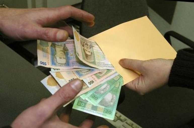 60% підприємців виплачують "тіньові" зарплати працівникам &ndash; ДФС