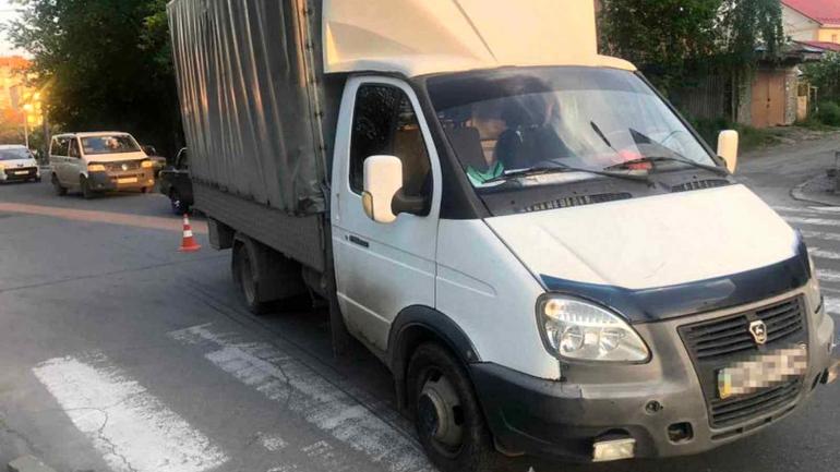 У Вінниці водій на &laquo;газелі&raquo; збив 11-річну дівчинку