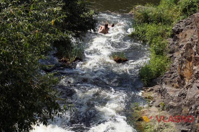  водоспад Поділля у селі Демидівка фото
