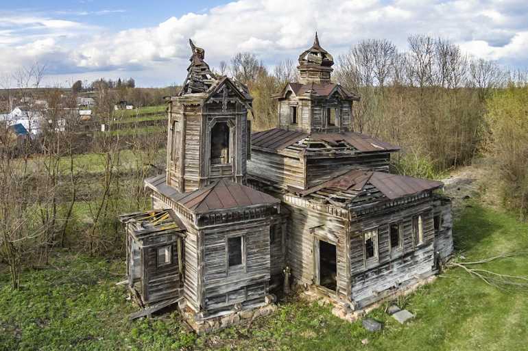 Покровська церква у Малій Ростівці фото