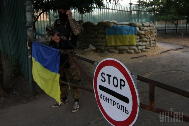У зону АТО направлять мобільне блокпост-містечко