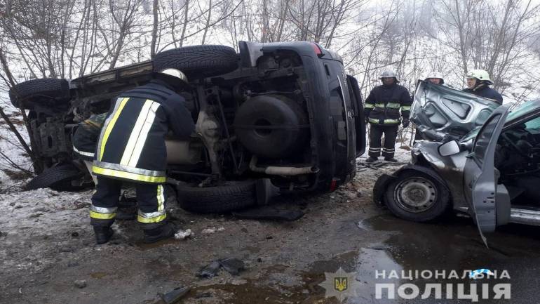 На Вінниччині внаслідок аварії загинуло двоє людей