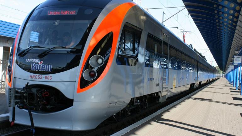 В українських пасажирських поїздах з`явиться воєнизована охорона