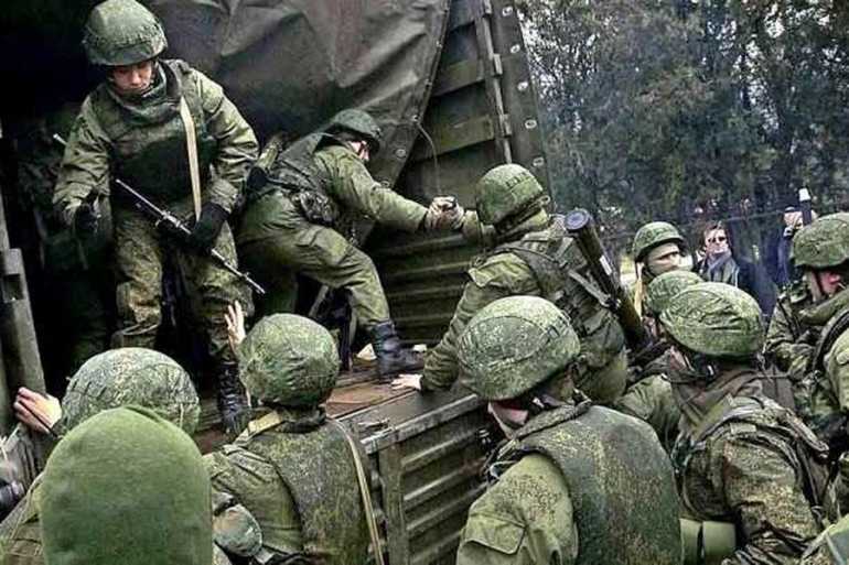 військові на Донбасі фото