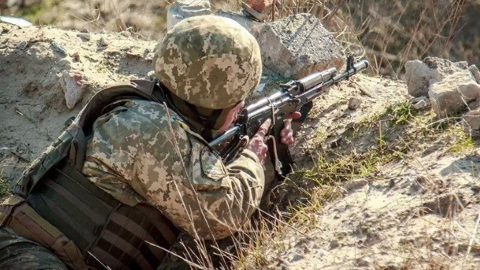 У зоні ООС зареєстровано п`ять ворожих обстрілів