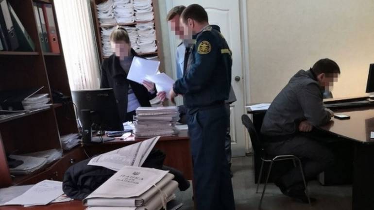 На Миколаївській митниці СБУ викрила посадових осіб на масштабних зловживаннях