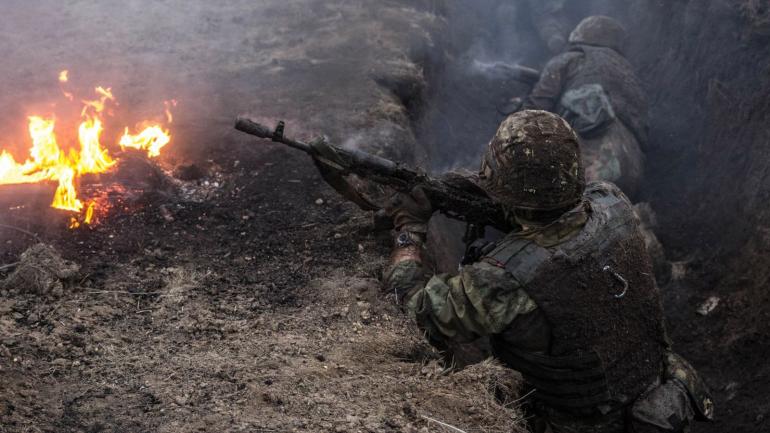 Ситуація на Донбасі: 18 обстрілів, семеро поранених