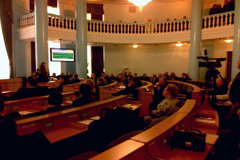 Розпочалась сесія Вінницької обласної ради