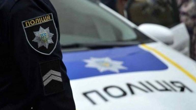 На Вінниччині чоловік вбив жінку та себе з рушниці