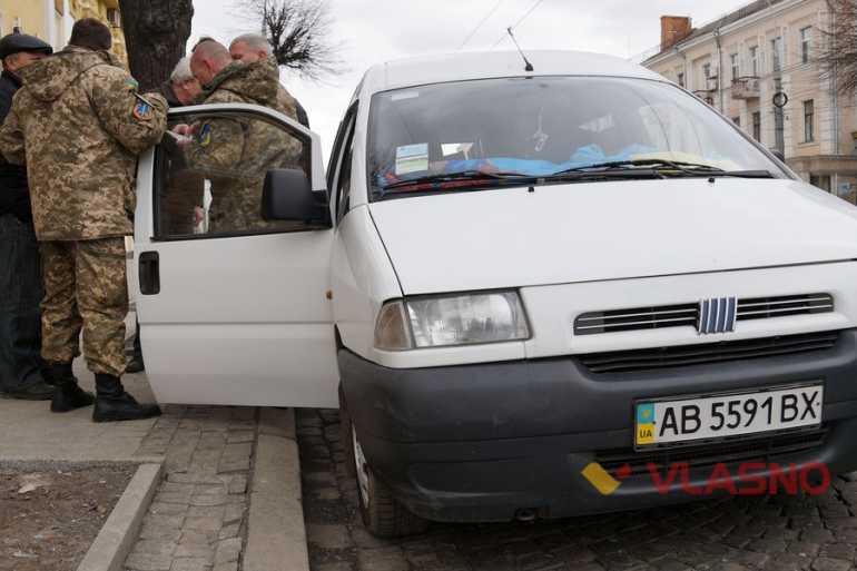відправка гуманітарного вантажу в АТО з Вінниці фото